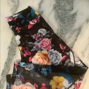 ZYIA FLORAL MESH L&T. NEW 8/10